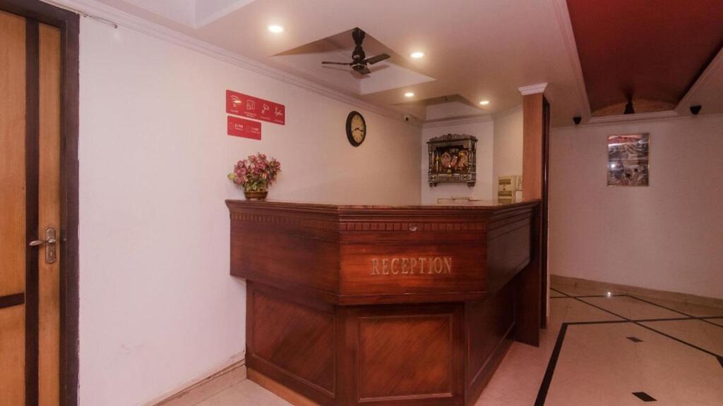 Hotel Palm Star Belapurpada Kültér fotó