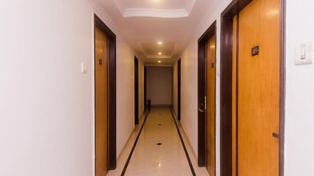 Hotel Palm Star Belapurpada Kültér fotó